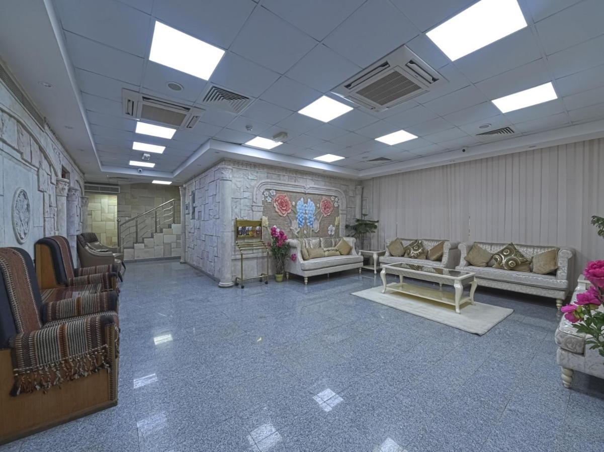 Platinium Hotel Apartments Seeb Buitenkant foto